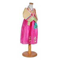 朝鲜族女孩服装展示